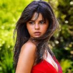 ভেপিং ছেড়েছেন সেলেনা, বড় ক্ষতি হয়েছে জানালেন নিজেই