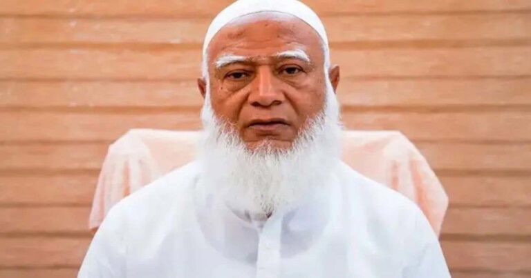 নাগরিকদের জীবন নিয়ে তামাশা করবেন না, সরকারকে বিরোধীদলীয় নেতা
