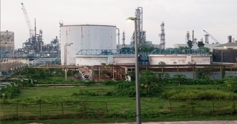যমুনা সার কারখানায় ফের উৎপাদন শুরু