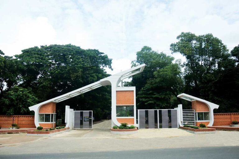 সংকট নিরসনের কমিটিতে নেই চুয়েটের কেউ