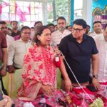 পূজামণ্ডপে অনুদান দিয়ে বিএনপির পক্ষে ভোট চাইলেন এমপি আলো
