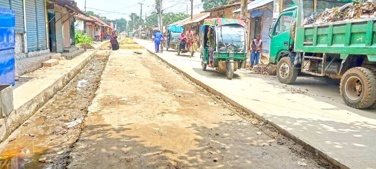 সংস্কারে ধীরগতি, ভোগান্তি